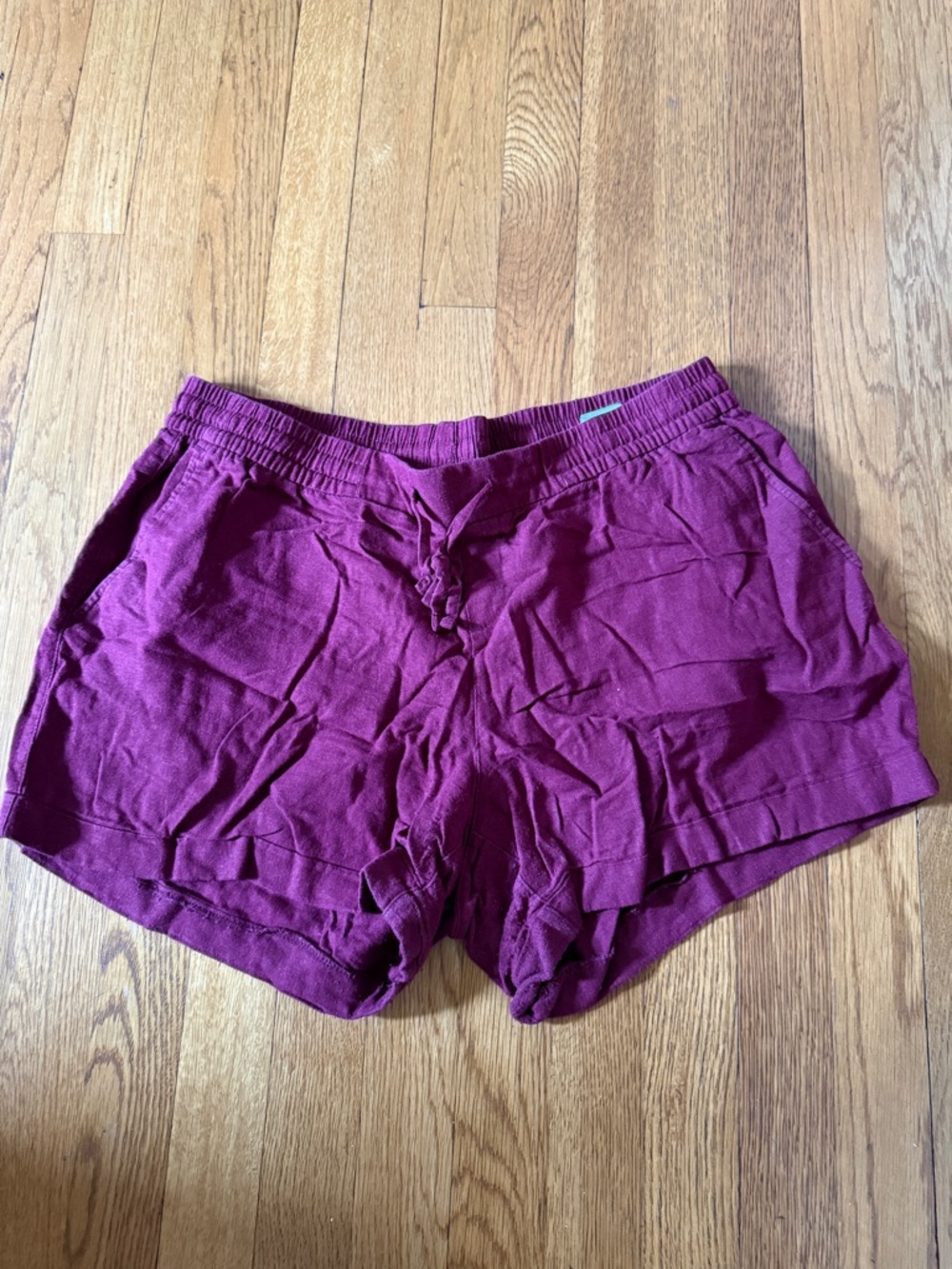 Old Navy Women's Maroon Linen Shorts